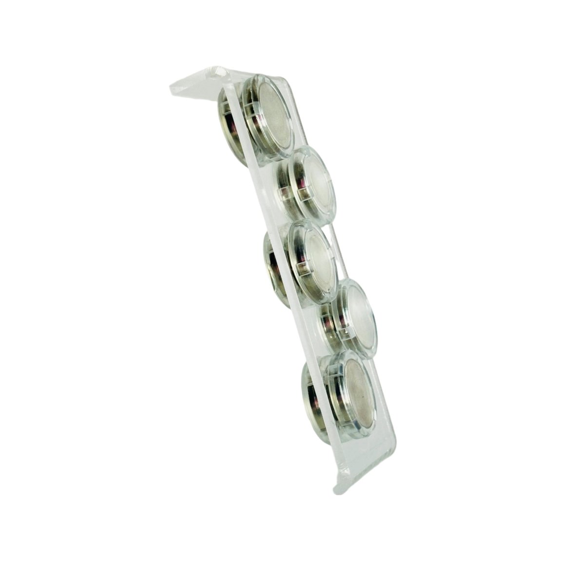 Magnetic clips for start number