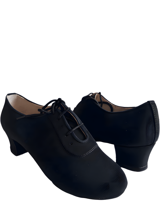 Aida 121D - Black Cloth upscaled