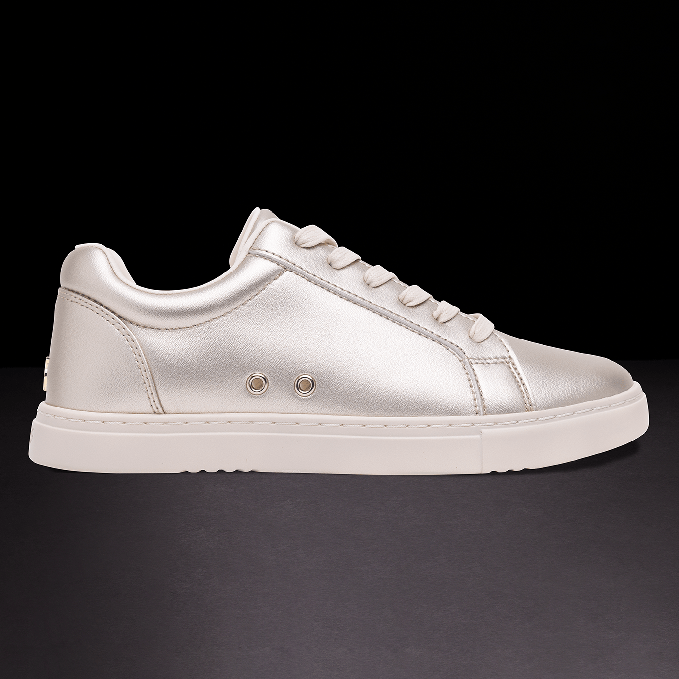 Fuego Champagne Low-Top Dance Sneakers