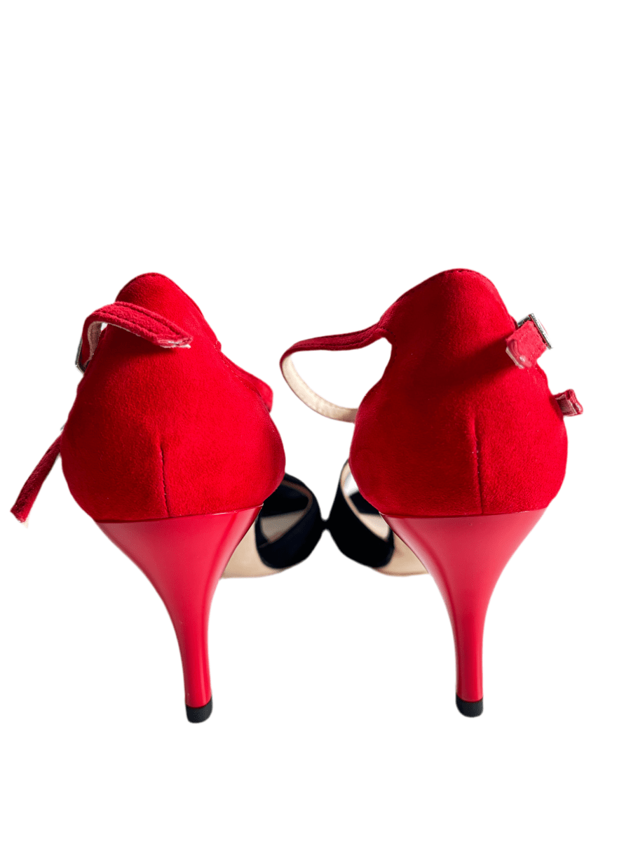 Coralina – Black & Red Suede Salsa, Tango Shoes with 7.5 cm Red Heel, Wide - Wedance Vibe - Wedance